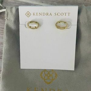 Kendra Scott Ellie stud earrings